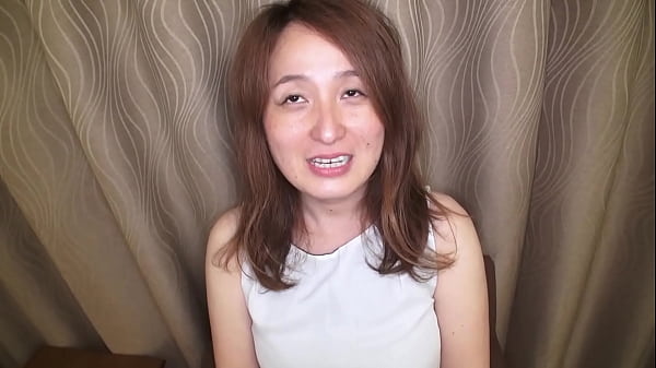 Сдержанность ебет зрелую женщину в любительском видео! Том 2-Рёко Хаями 1